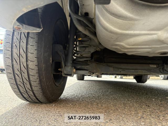 Mazda VERISA 2013-02 8220692-9