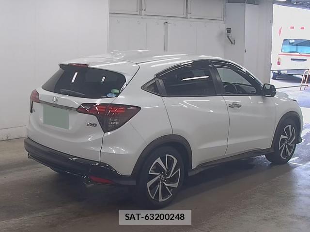 Honda VEZEL 2019-12 8216433-3