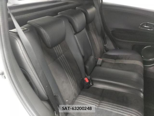 Honda VEZEL 2019-12 8216433-4