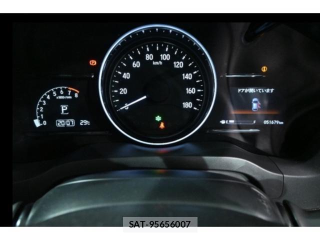 Honda VEZEL 2019-10 8216449-12