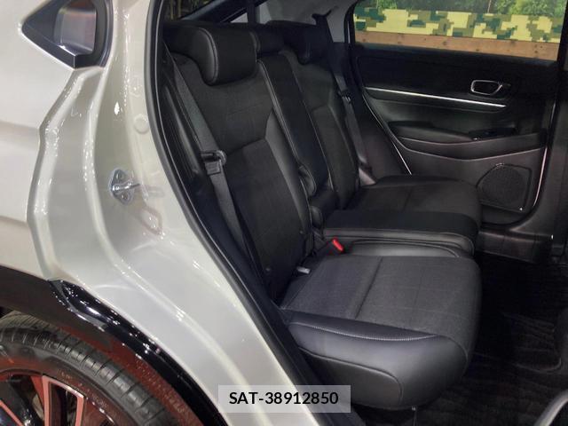 Honda VEZEL 2023-05 8217299-8