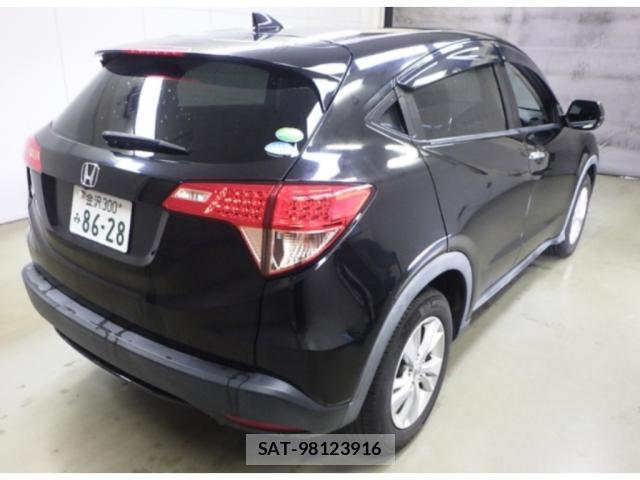 Honda VEZEL 2016-10 8217694-1