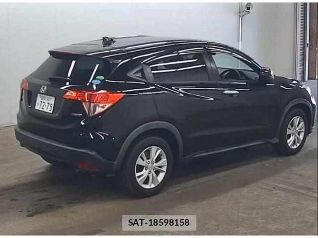 Honda VEZEL 2016-02 8217878-4