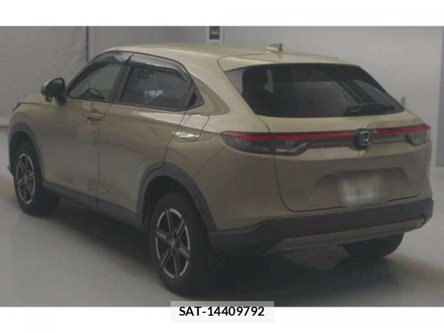 Honda VEZEL 2022-04 8217969-1
