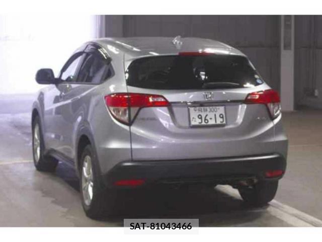 Honda VEZEL 2018-03 8218103-4