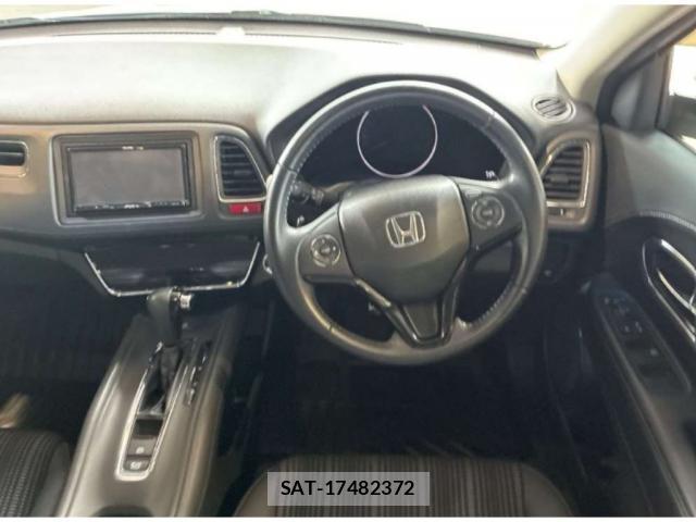 Honda VEZEL 2015-03 8218109-2