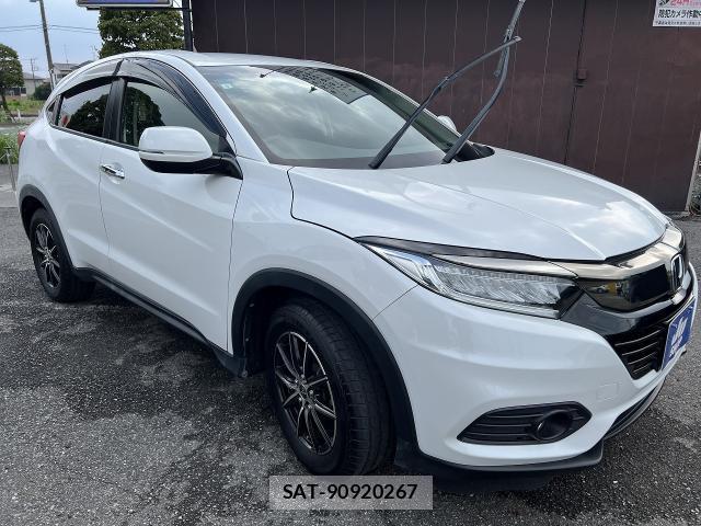 Honda VEZEL 2019-05 8218310-0