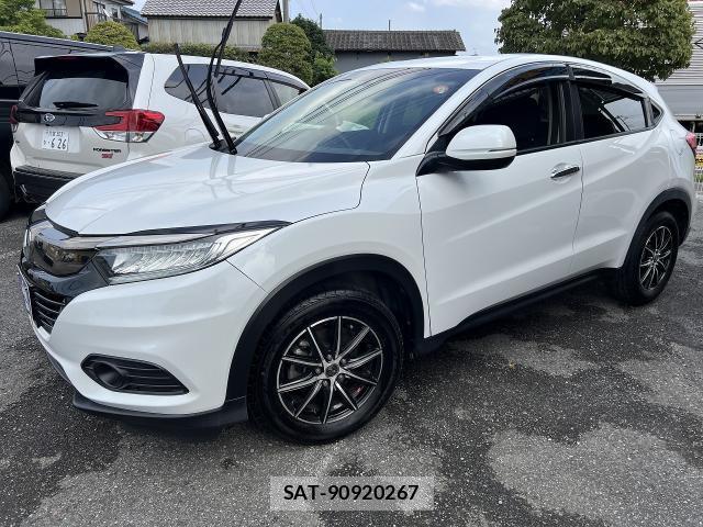 Honda VEZEL 2019-05 8218310-11