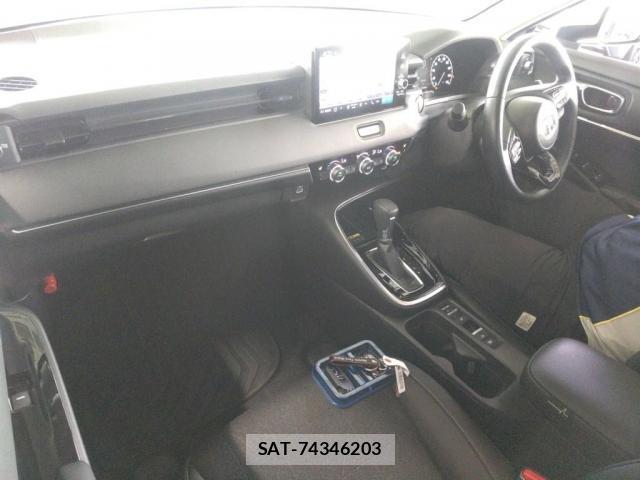 Honda VEZEL 2024-01 8218570-2