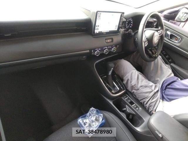 Honda VEZEL 2024-02 8218671-2