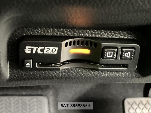Honda VEZEL 2023-11 8219288-17