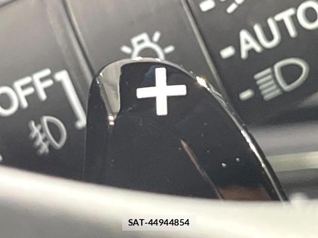 Honda VEZEL 2014-12 8219328-5