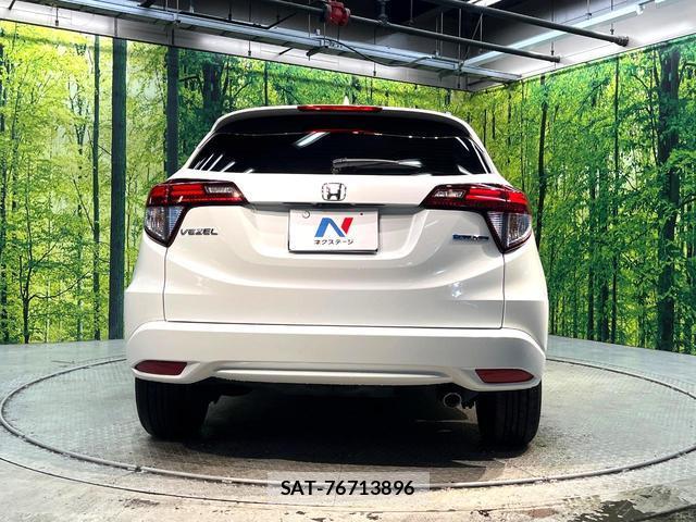 Honda VEZEL 2016-04 8219904-14