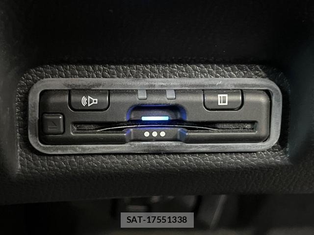 Honda VEZEL 2022-01 8220236-6
