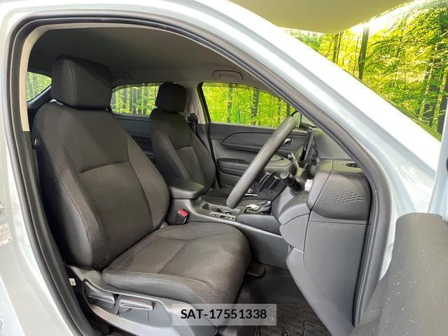Honda VEZEL 2022-01 8220236-7