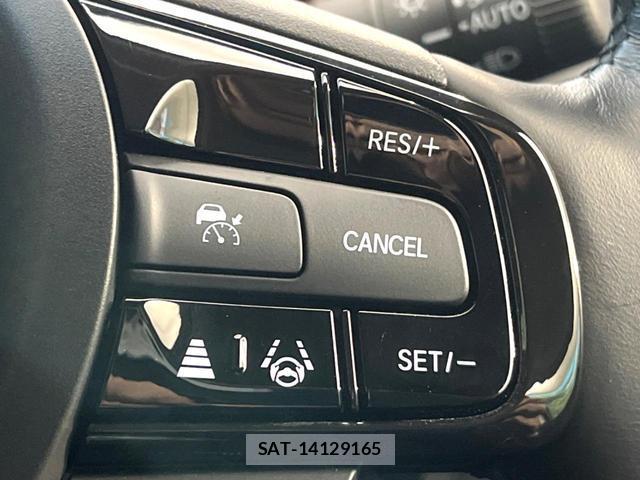 Honda VEZEL 2024-09 8220377-4