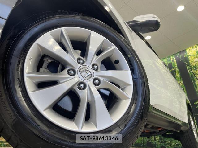 Honda VEZEL 2015-11 8220422-12