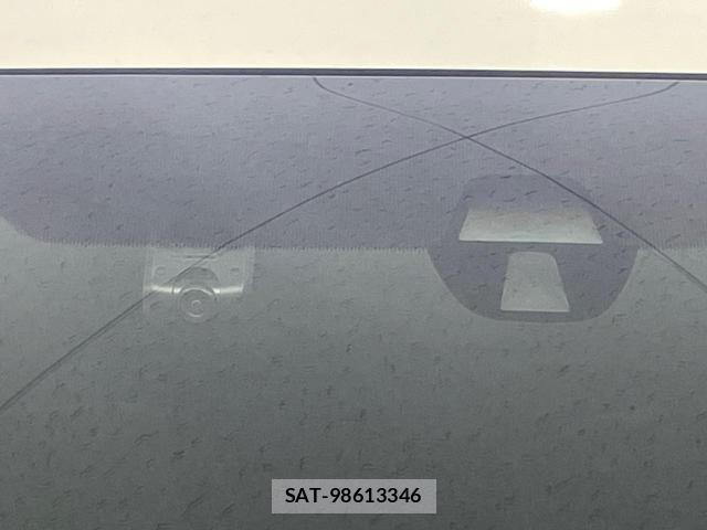 Honda VEZEL 2015-11 8220422-4