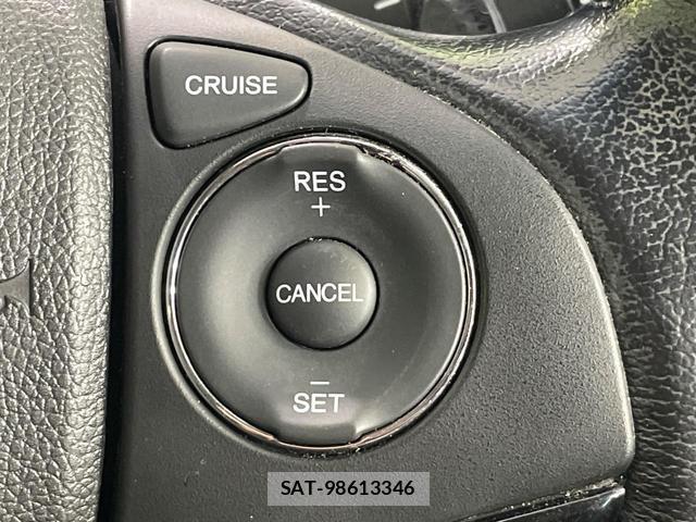 Honda VEZEL 2015-11 8220422-6