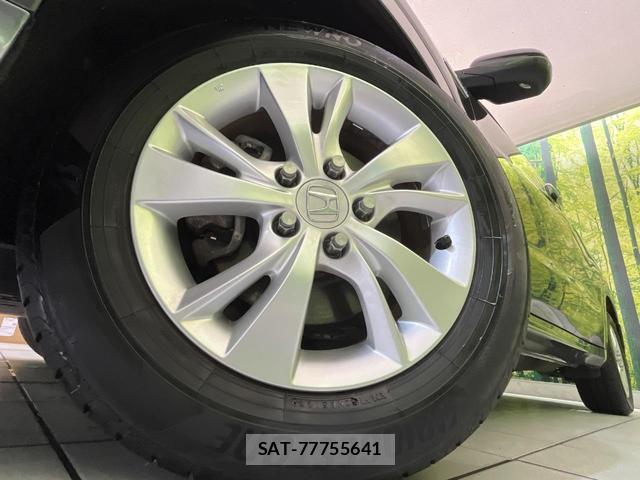 Honda VEZEL 2014-05 8220628-12
