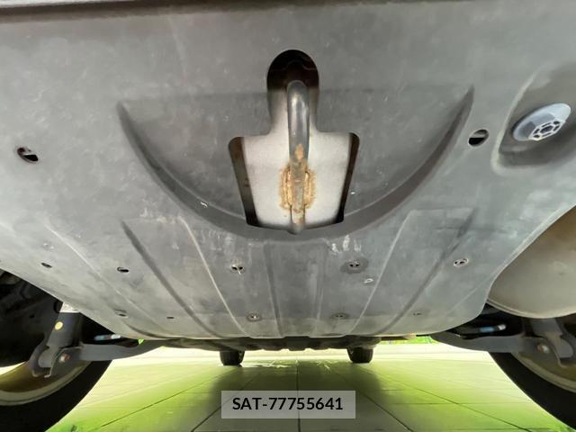 Honda VEZEL 2014-05 8220628-18