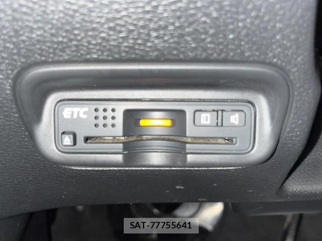 Honda VEZEL 2014-05 8220628-5