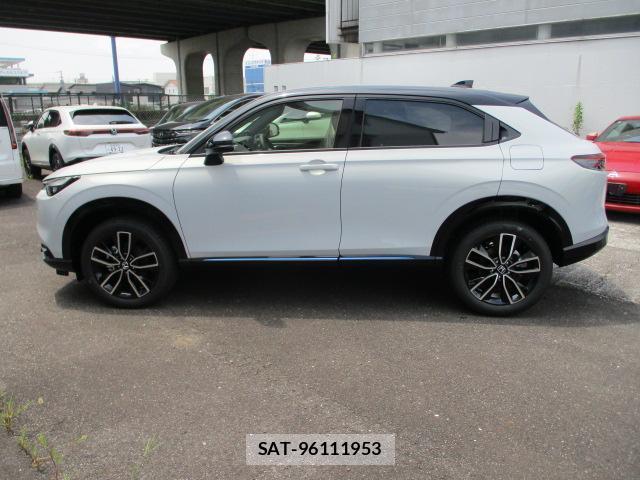 Honda VEZEL 2026-07 8220897-10