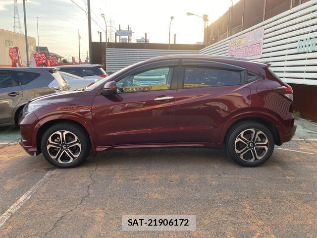 Honda VEZEL 2015-08 8220933-11