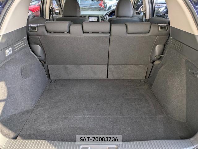 Honda VEZEL 2014-08 8220981-15