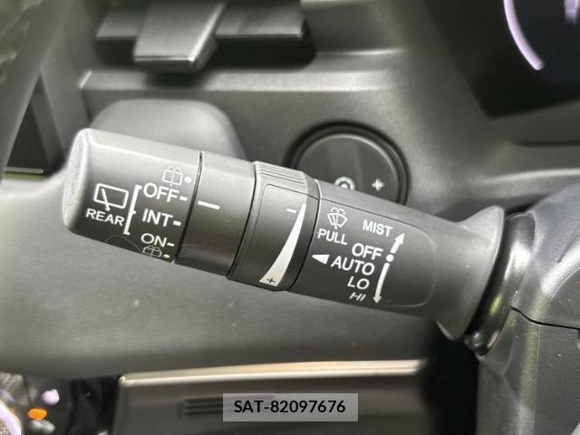 Honda VEZEL 2024-08 8221174-17