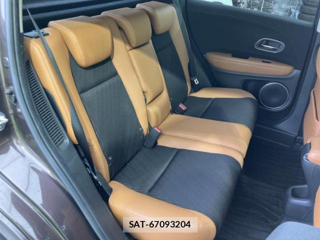 Honda VEZEL 2018-02 8221798-5