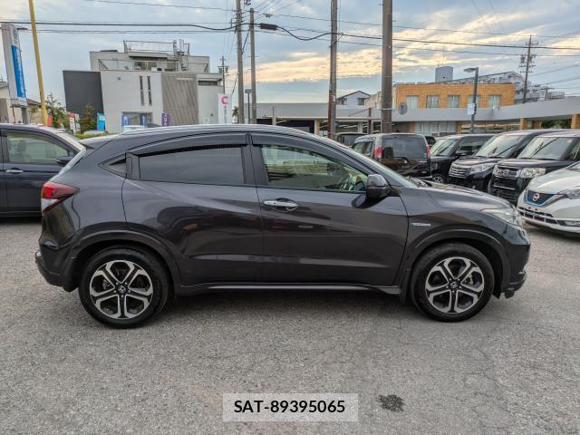Honda VEZEL 2014-10 8222890-3