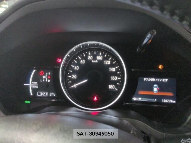 Honda VEZEL 2016-03 8223357-5