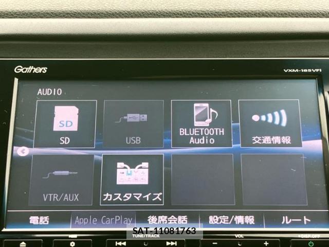 Honda VEZEL 2018-03 8223443-10