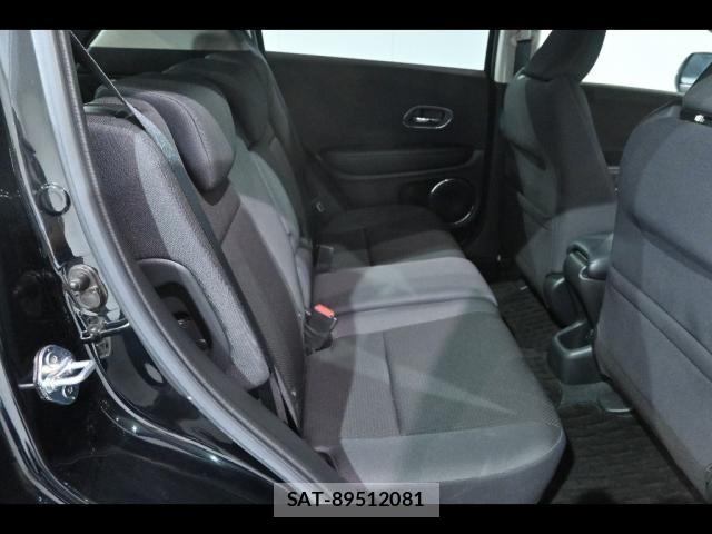 Honda VEZEL 2019-05 8223472-7