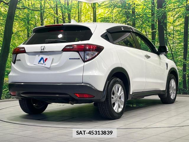 Honda VEZEL 2015-05 8223532-16