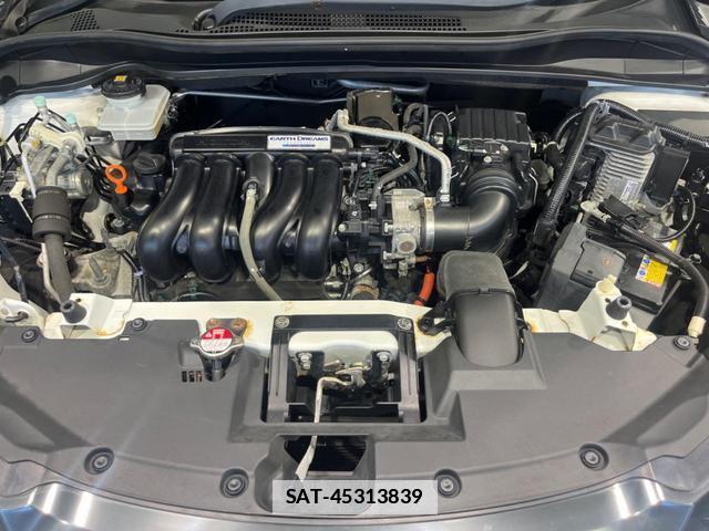 Honda VEZEL 2015-05 8223532-17