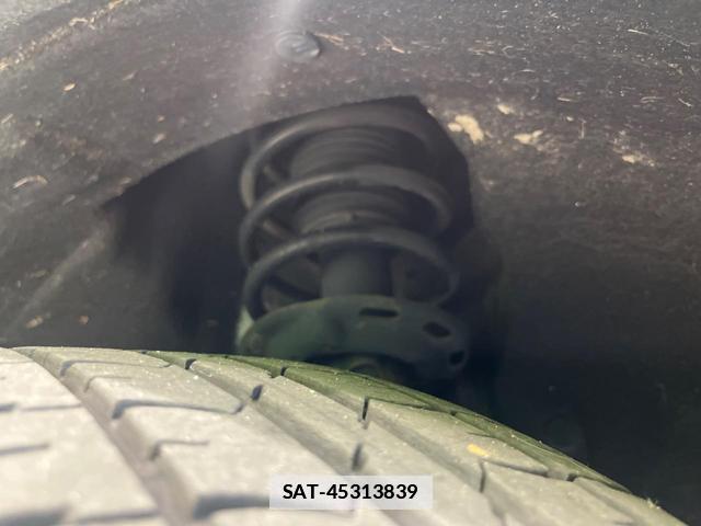 Honda VEZEL 2015-05 8223532-19