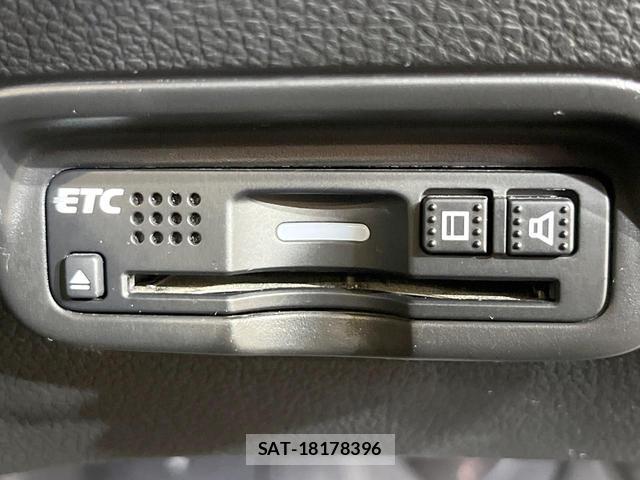 Honda VEZEL 2016-06 8223962-6