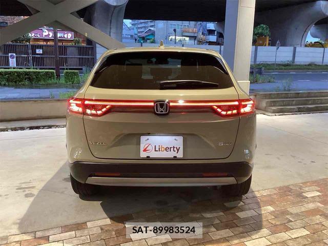 Honda VEZEL 2022-01 8224507-15
