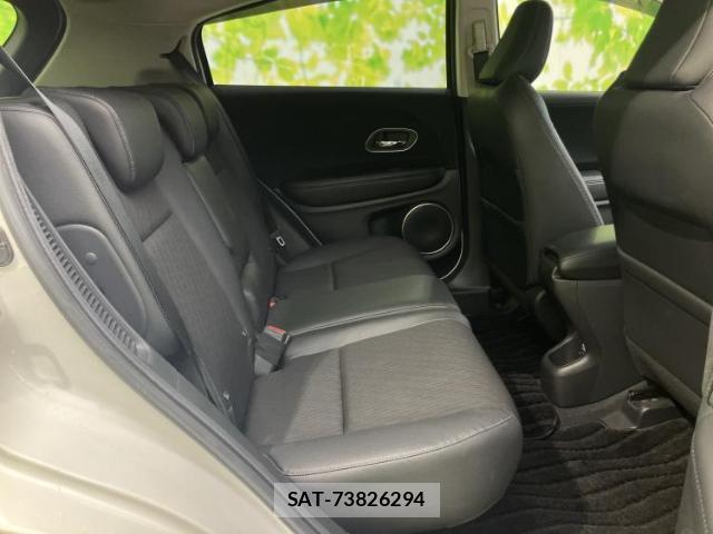 Honda VEZEL 2018-04 8225049-4