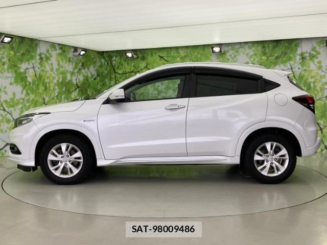 Honda VEZEL 2021-01 8225164-1