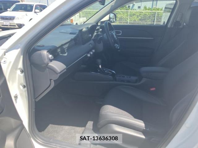 Honda VEZEL 2025-03 8225180-6