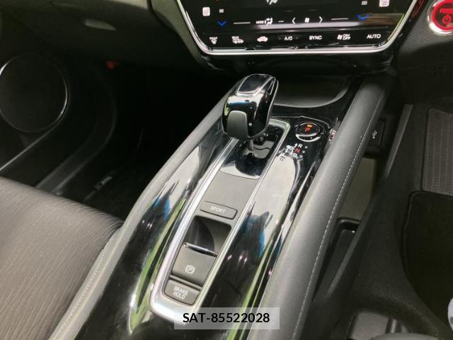 Honda VEZEL 2020-03 8225257-17