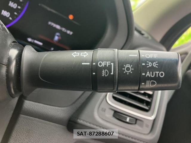 Honda VEZEL 2020-01 8225259-15