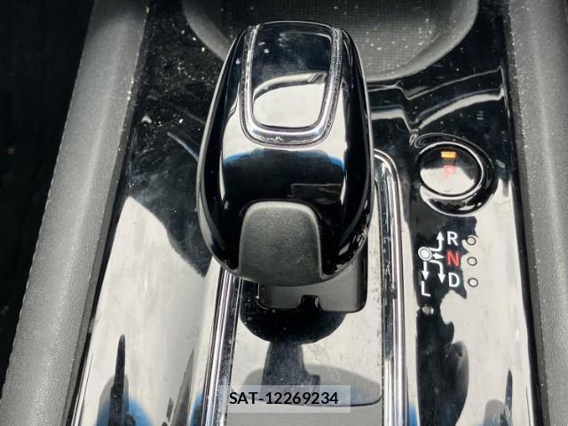 Honda VEZEL 2020-08 8225406-17