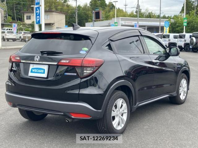 Honda VEZEL 2020-08 8225406-2