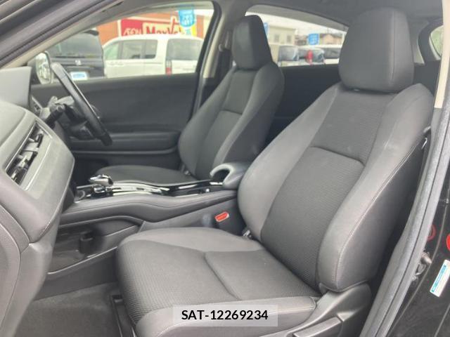 Honda VEZEL 2020-08 8225406-5