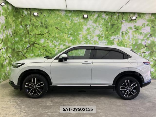 Honda VEZEL 2023-03 8225435-1