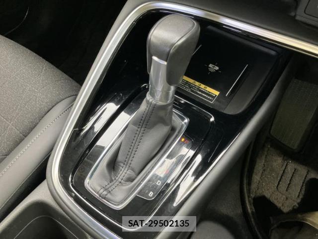 Honda VEZEL 2023-03 8225435-17